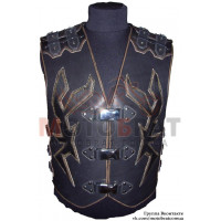 Комфортний байкерський жилет з ремінної шкіри